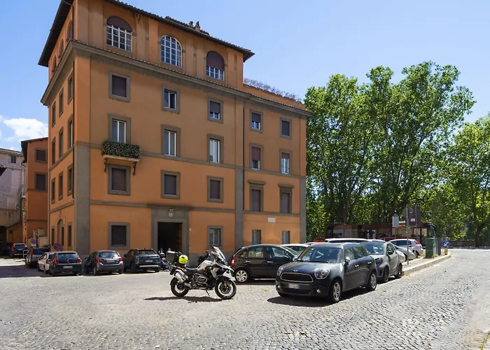 Konukevi Maison Pellegrino 3*